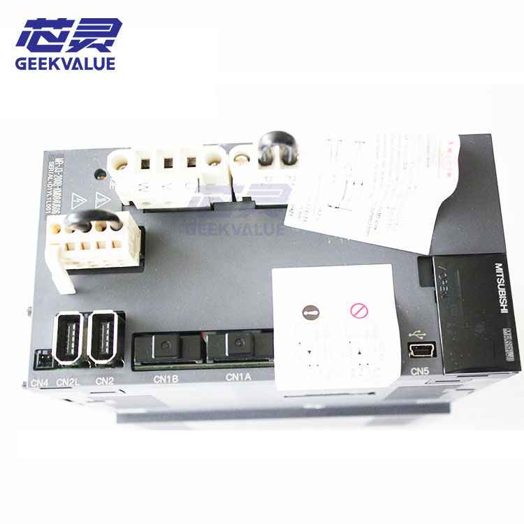 Original New JUKI FX-3 SERVO AMP 40048019 MR-J3-200B-KM084U606